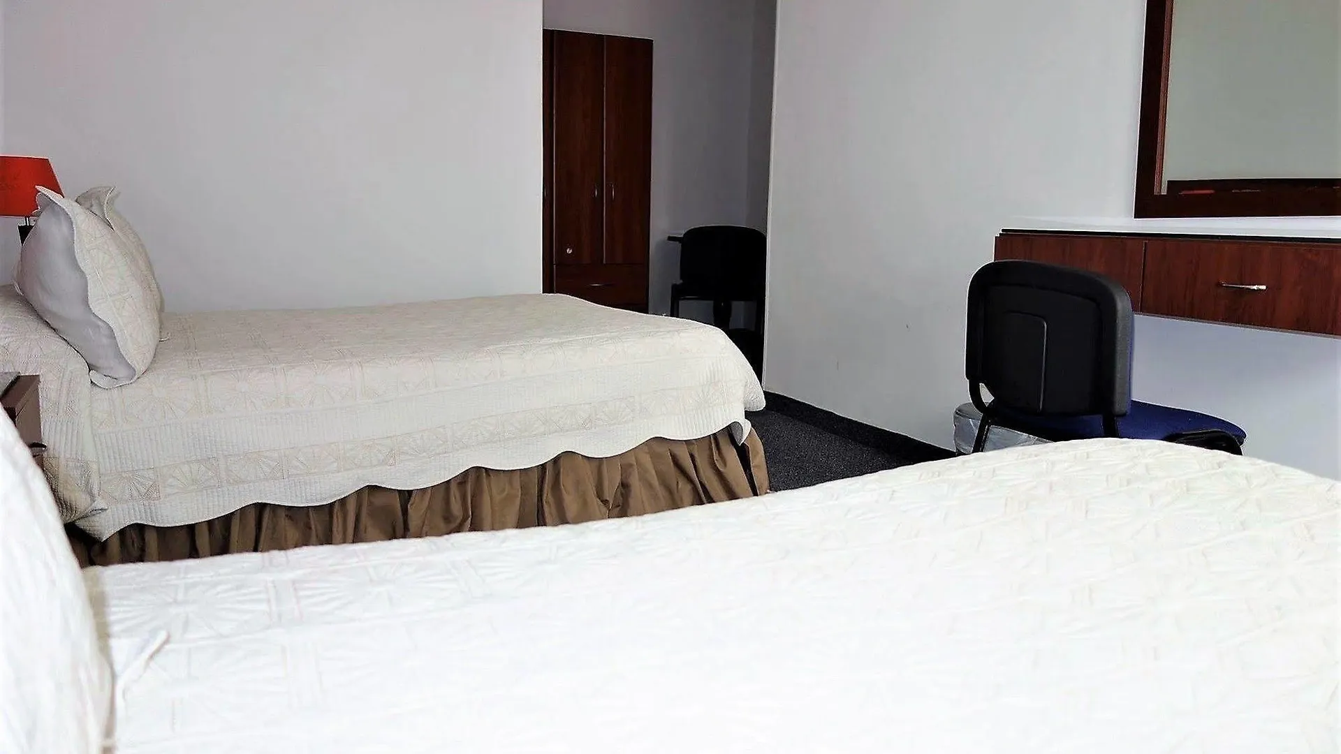 Hotel Lourdes Bogota 2*,